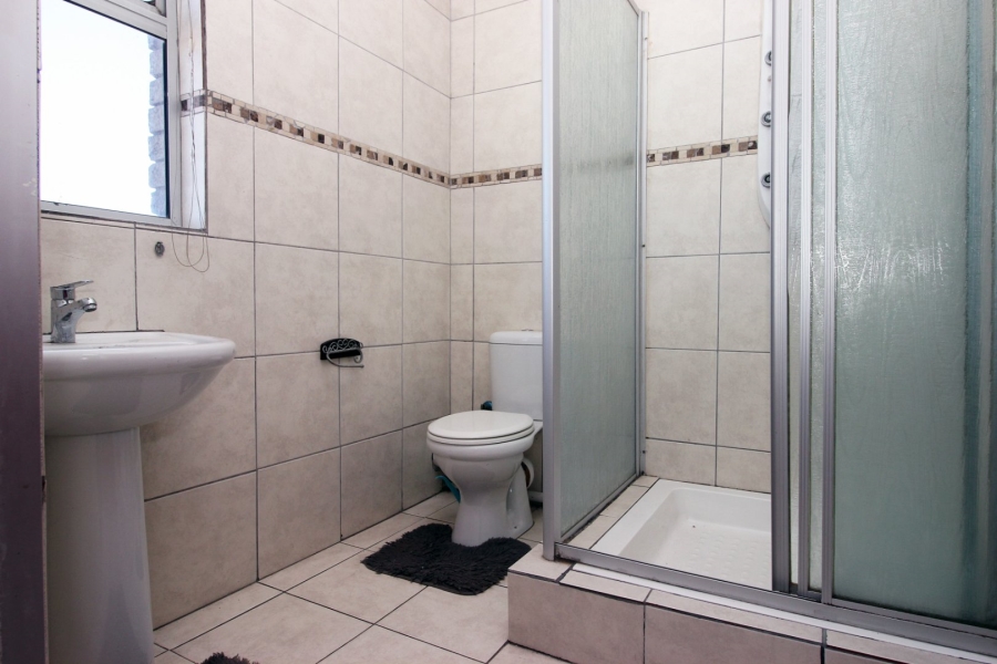 Commercial Property for Sale in Tuscany Glen Western Cape